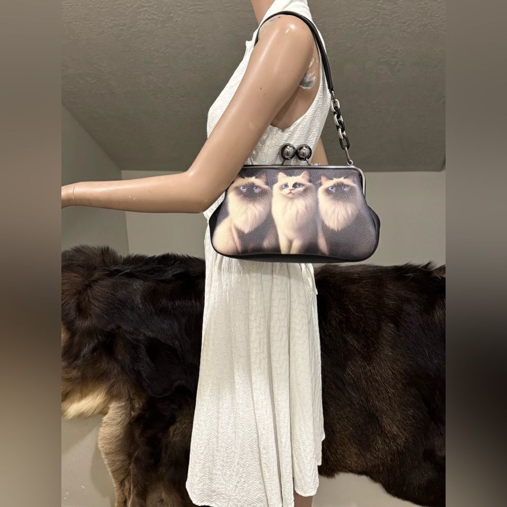 Unique Cats Print Pebble Cowhide Handmade Large Ball Kisslock Handbag, Multi Use - Picture 2 of 16